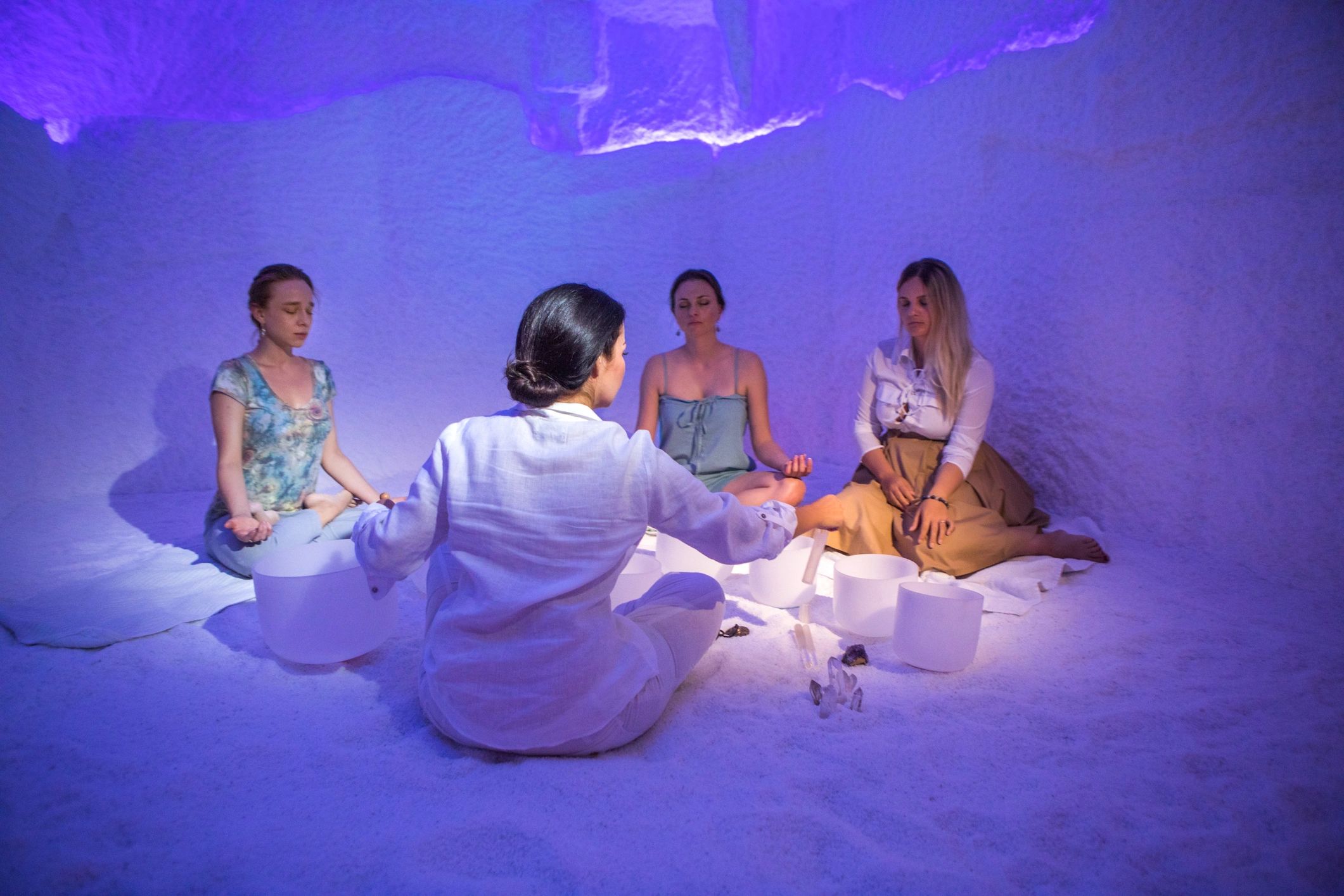 Sound bath meditation group